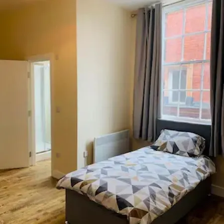 8 Fish Street, Budget Centre Accomodation شقة